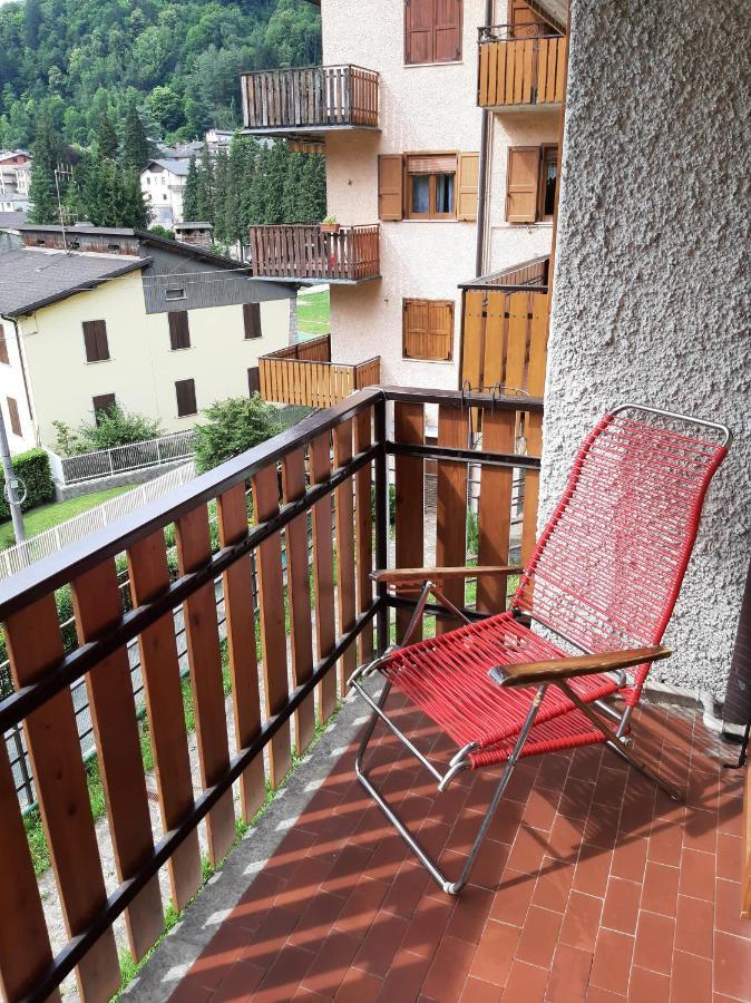 Bilocale A Piazza Brembana Daire Dış mekan fotoğraf