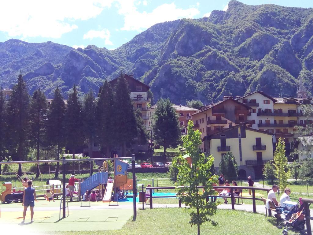 Bilocale A Piazza Brembana Daire Dış mekan fotoğraf